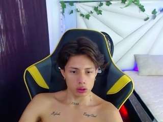 maxhotvoy Nudes and Live Cam