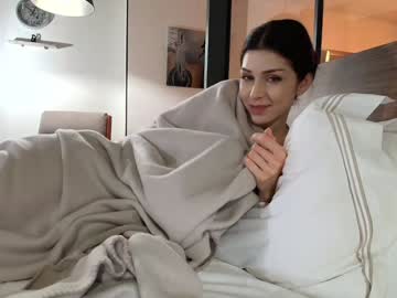 milla_bella Nudes and Live Cam