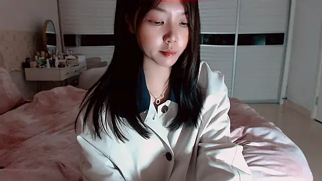 Miu1_girl Nudes and Live Cam