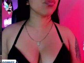 naomi-gomez Nudes and Live Cam