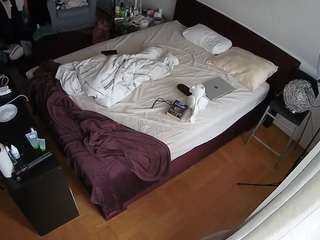 voyeurcam-julmodels-whitebed-2 Nudes and Live Cam