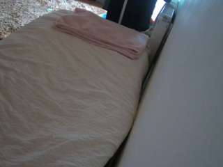 voyeurcam-julmodels-whitebed-4 Nudes and Live Cam