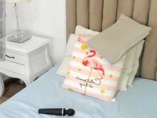 zusan-king Nudes and Live Cam