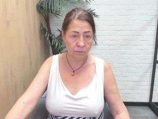 lindapassionate Nudes and Live Cam