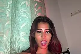 STRIP_GLOW Nudes and Live Cam