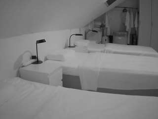 voyeurcam-julmodels-bed-4 Nudes and Live Cam