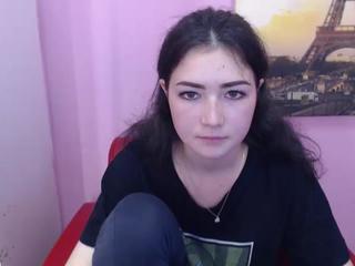 daniella on cam for live i sexy video chat