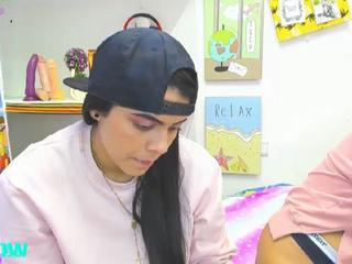 lisaxbritani on cam for live i sexy video chat