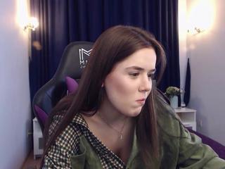 KITTY SARA on cam for live i sexy video chat