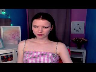 Laura Cutie on cam for live i sexy video chat