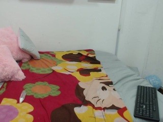moniri-chan on cam for live i sexy video chat