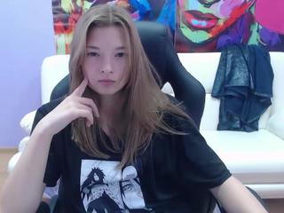 amorrichi on cam for live i sexy video chat