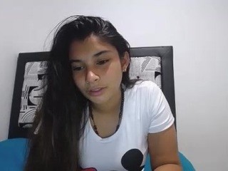 luan-mia on cam for live i sexy video chat