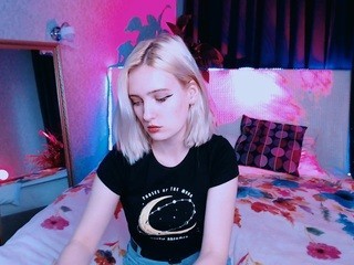 emily-victorious on cam for live i sexy video chat