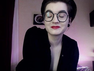 helena-sama on cam for live i sexy video chat
