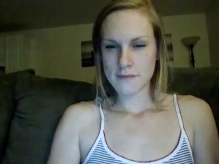 PeachesandCream710 on cam for live i sexy video chat