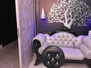 tinnykristen on cam for live i sexy video chat