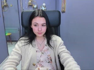 Adele Charming on cam for live i sexy video chat