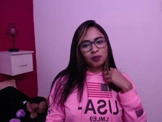 lara-peace on cam for live i sexy video chat