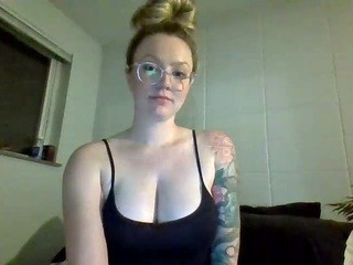 Mia Mack on cam for live i sexy video chat