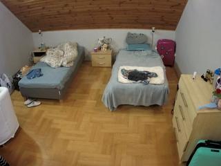 voyeurcam-julmodels-bed-4 on cam for live i sexy video chat