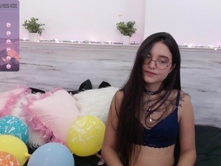 aradia-ackerman on cam for live i sexy video chat
