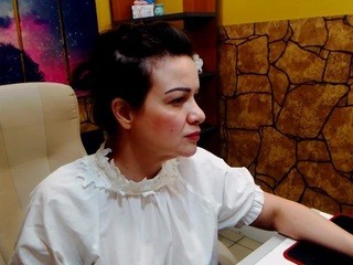 mishabraun on cam for live i sexy video chat