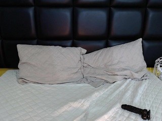 angeelfacee on cam for live sex chat