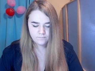 blueeyeslizza on cam for live sex chat