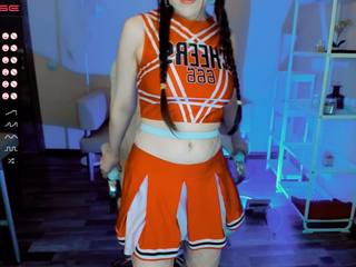 chloe-green on cam for live sex chat