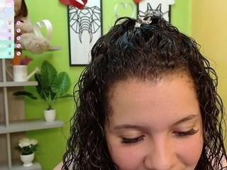eva-marz on cam for live sex chat
