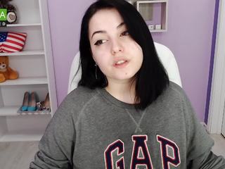 MollyFox on cam for live sex chat