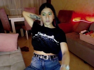 pauu , ♥ on cam for live sex chat