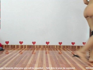perla on cam for live sex chat