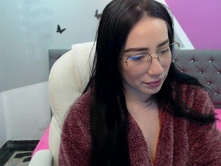 vanessa-herrera on cam for live sex chat