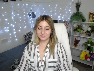 Alanna-loove nude on cam – live sex chat