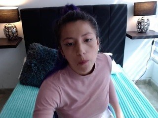 Alathsmith nude on cam – live sex chat