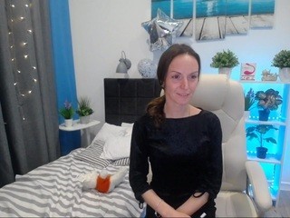 Avrora-6 nude on cam – live sex chat