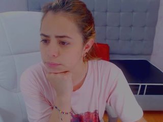camiila-saenz on cam for live sex chat