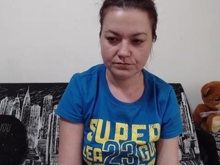 CarollSecrets nude on cam – live sex chat