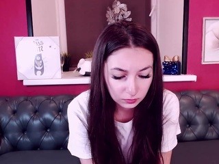 Elizaroxe nude on cam – live sex chat