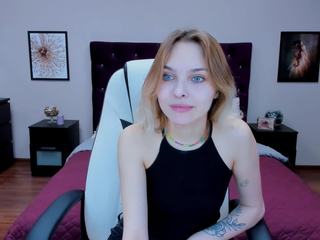 Julesmonro nude on cam – live sex chat