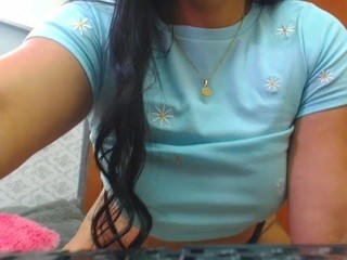 kaht1240 on cam for live sex chat
