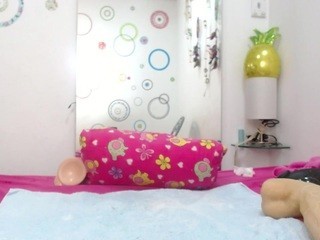 Karlalil nude on cam – live sex chat