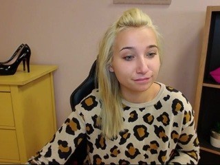 Loveodetta nude on cam – live sex chat