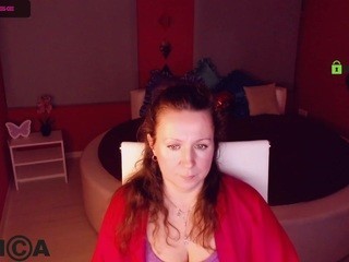 Miss Sarah nude on cam – live sex chat