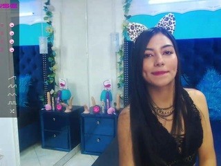 nathalybrawn on cam for live sex chat