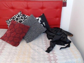 scarlettblumm on cam for live sex chat