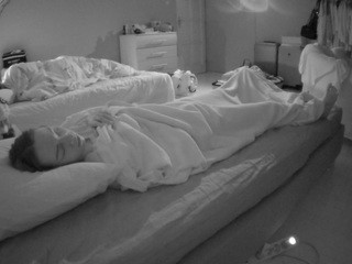 Voyeurcam-julmodels-bed-1 nude on cam – live sex chat