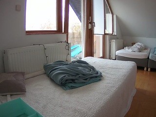 Voyeurcam-julmodels-whitebed-5 nude on cam – live sex chat